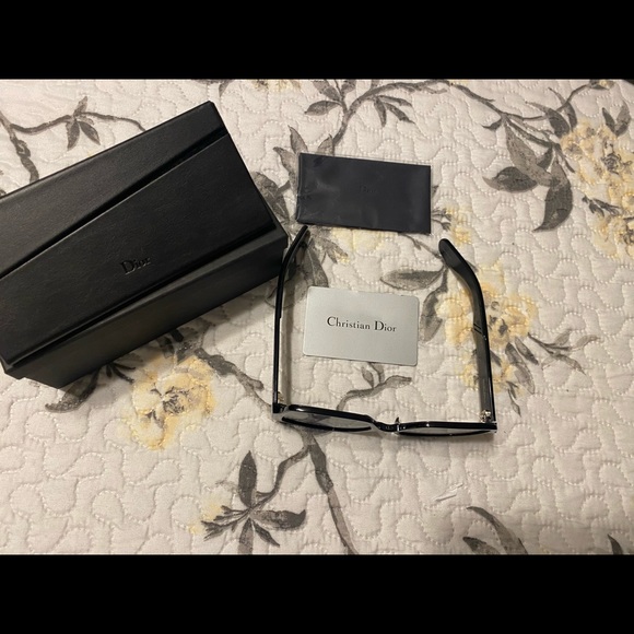 Christian Doir Sunglasses - Picture 5 of 8